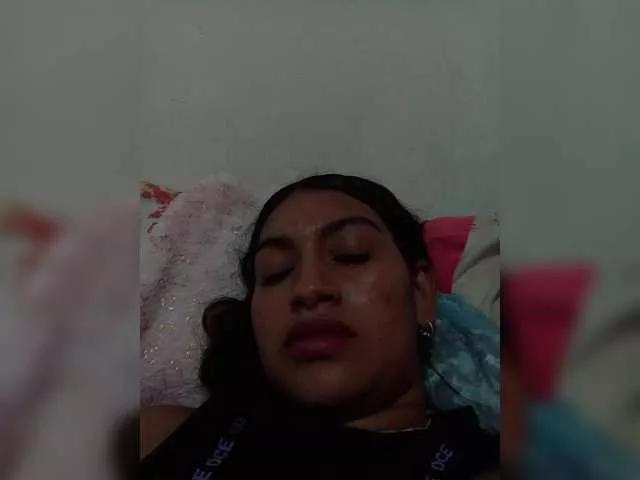 annie-19 on BongaCams 