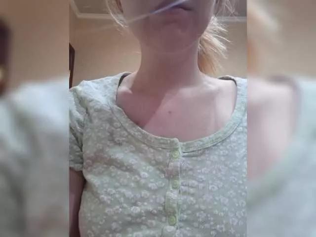 Belosneshkaaaaaa from BongaCams