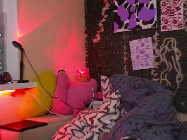 Offline BlueCherry on BongaCams