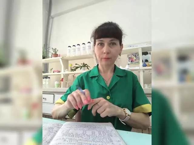 caroliiine on BongaCams