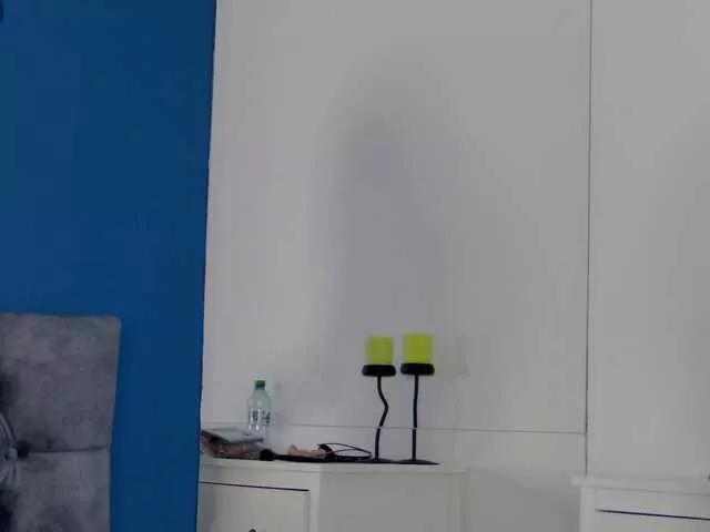 Offline CelineMeyer on BongaCams