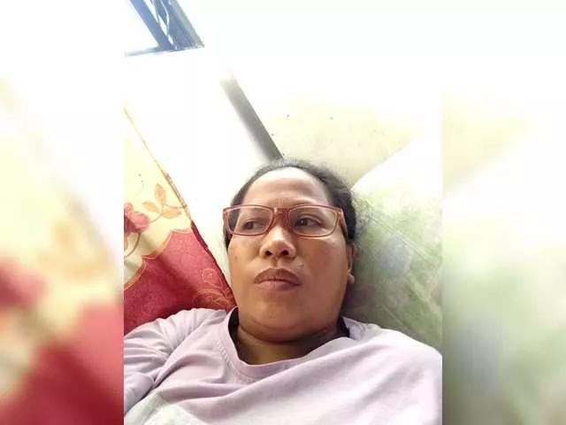 Freechat Chatty22 on BongaCams