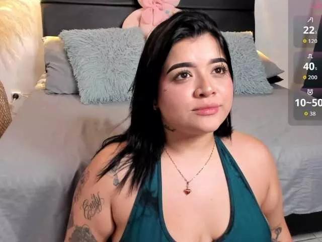 cherry-bluue on BongaCams