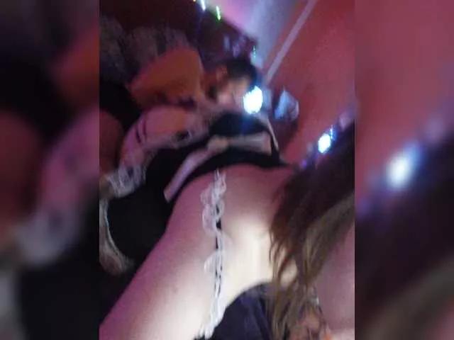 Offline Cherry-lips on BongaCams