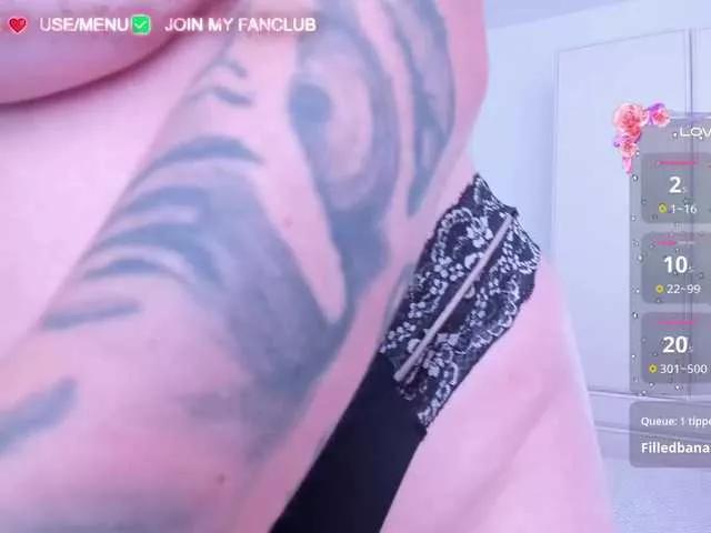 DominaDeivis on BongaCams