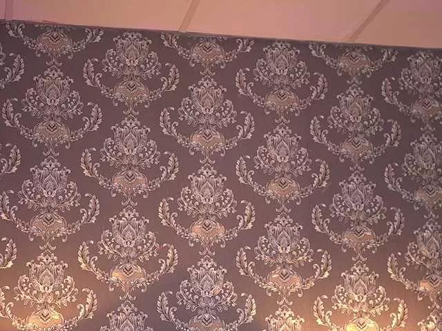EllieRedd on BongaCams 