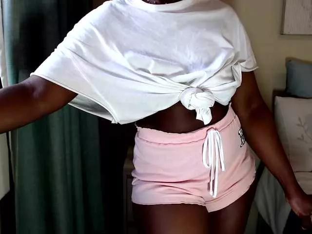 Offline FitBlair66 on BongaCams