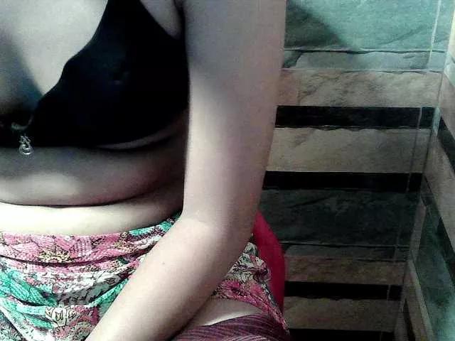 flowerhairypinay on BongaCams