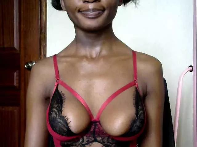 hippyshanice on BongaCams 