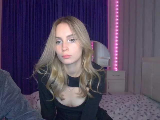 hollyJoys