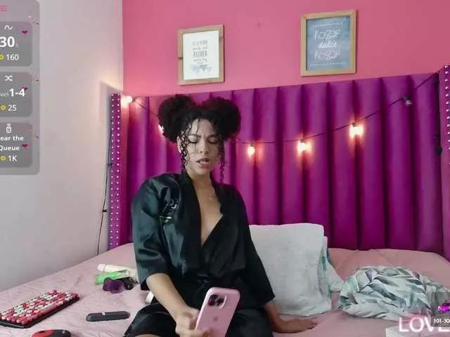 Hornysweetebony