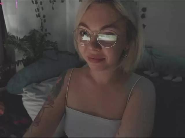 hotbabatopp on BongaCams