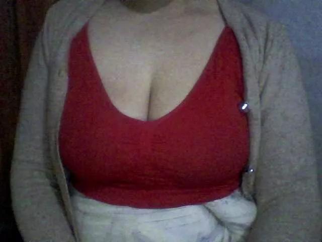 indiagirl50 on BongaCams 