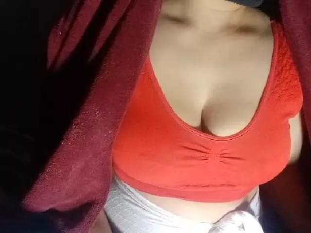 indiagirl50 on BongaCams 