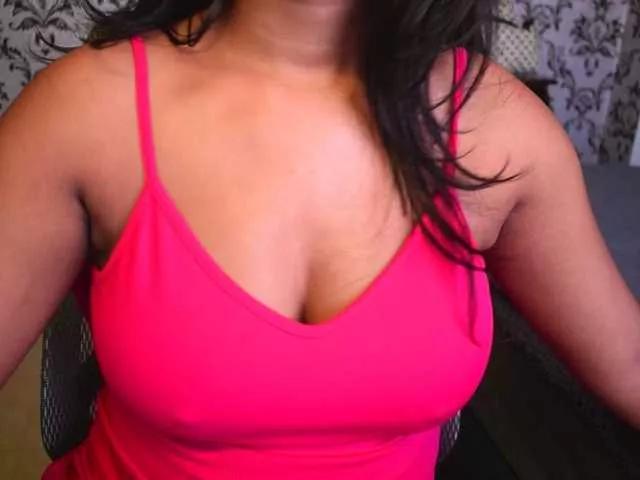 indianpriya on BongaCams 