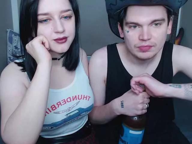 Offline jackoffjillss on BongaCams