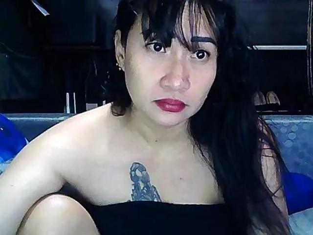 Offline Jeansy23 on BongaCams