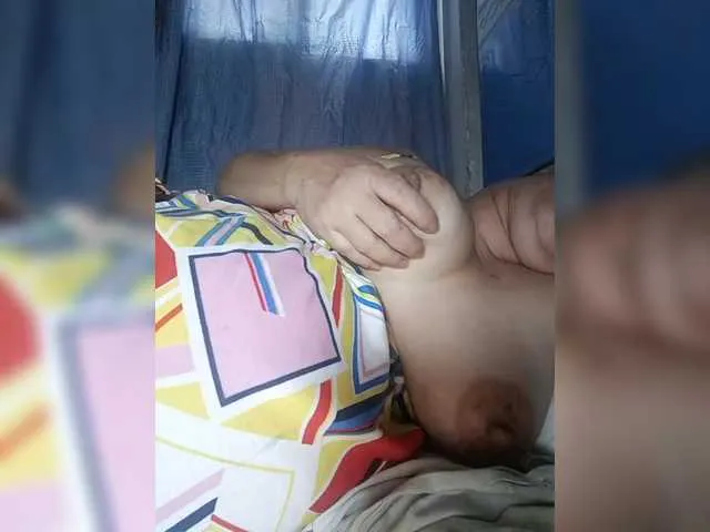 jelyn87 on BongaCams