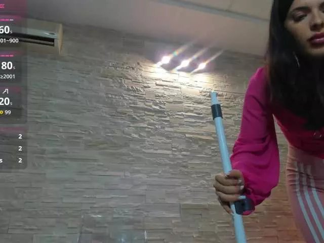 JessyBee on BongaCams 