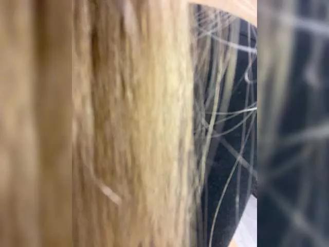 Offline JULIE21 on BongaCams