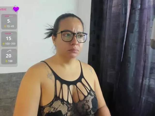 KattySoto on BongaCams 