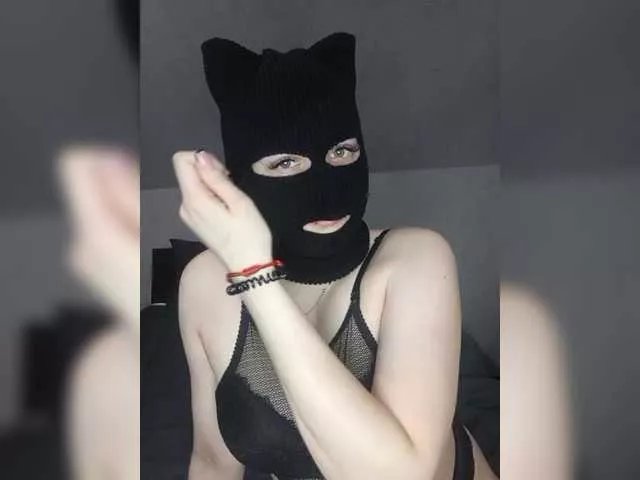 kissmeplz on BongaCams 