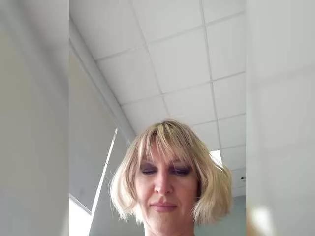 Offline LagoonJoy on BongaCams