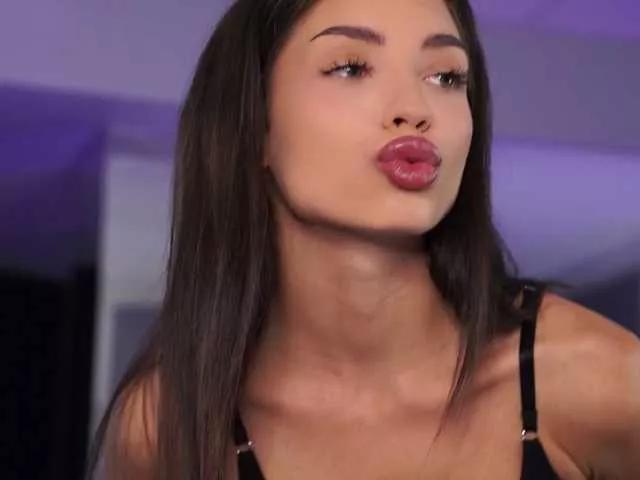 LalaRoze on BongaCams