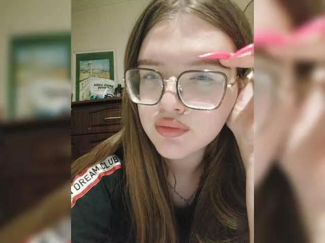 LorrieBritney on BongaCams 
