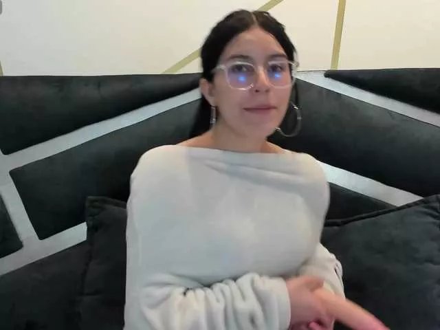 maddy-jacksonw on BongaCams 