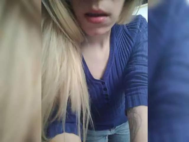 Freechat Malaya-kiss on BongaCams