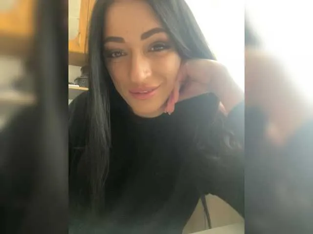 Merida-cam — Freechat on BongaCams