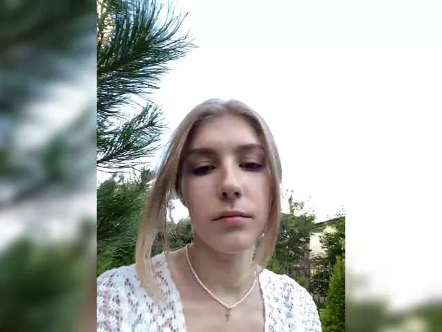 Miss-Lolli on BongaCams 