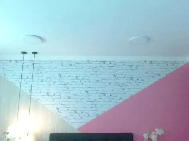 misshoney1 on BongaCams 