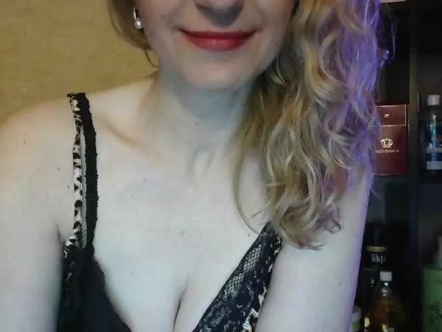 NatashaNannette
