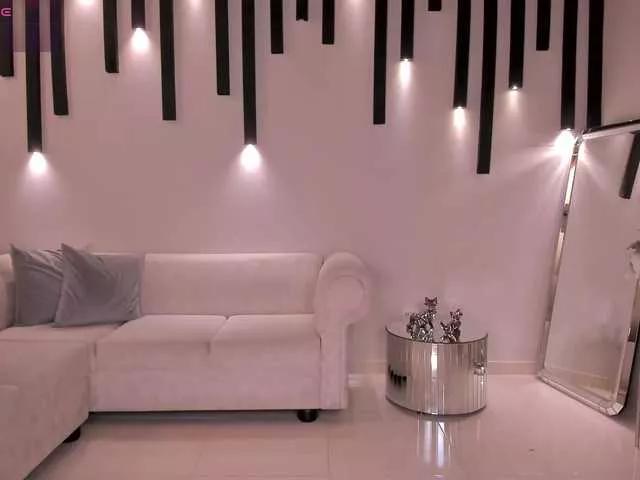 NinaBlum from BongaCams