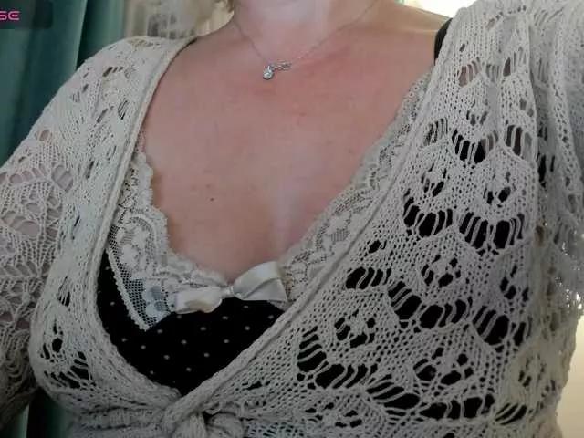 Offline Olga1W on BongaCams