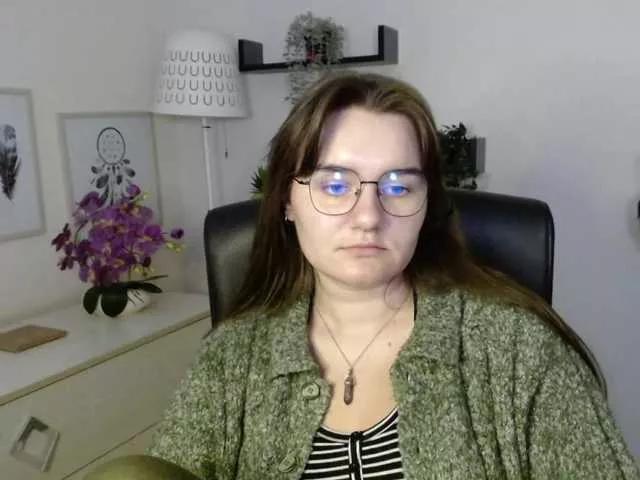 Offline perfectJulie on BongaCams