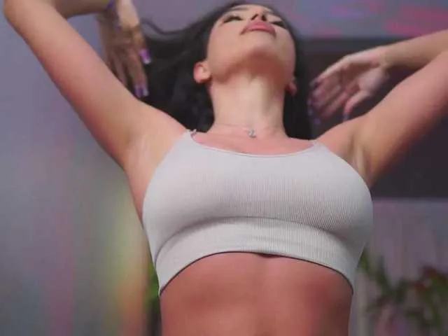 RamiraRowa on BongaCams