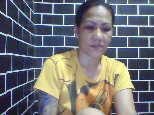 Rarra on BongaCams 
