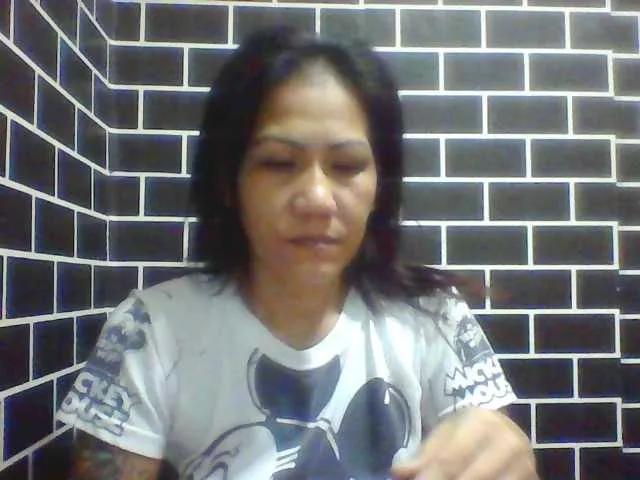 Rarra on BongaCams 