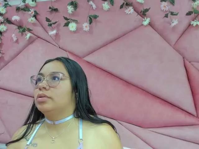 Offline RossiVioleta on BongaCams