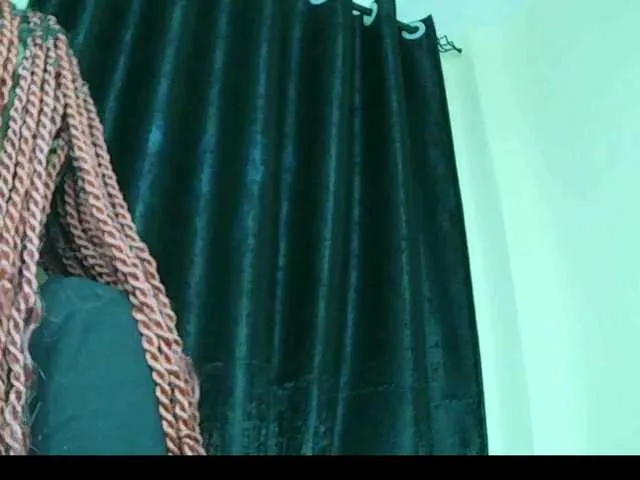 Offline Sandequeen on BongaCams