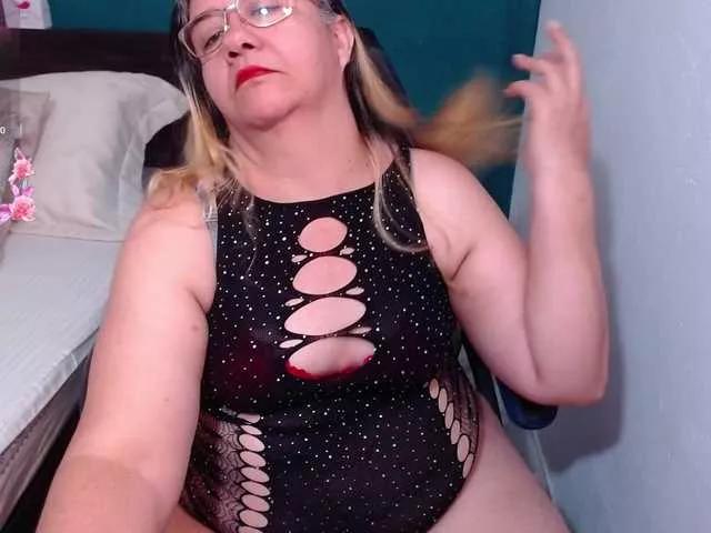 scarlett-dubois