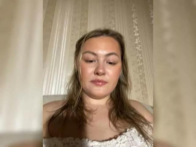 Offline SunshineEmma on BongaCams
