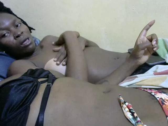 Offline Sweebaddies on BongaCams