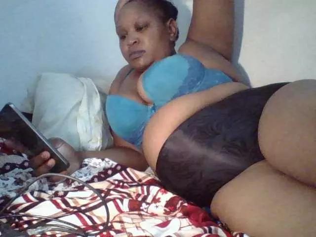 sweettitis on BongaCams