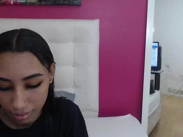 tiny-sarah1