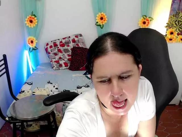 victoria-jones