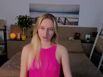 _ri_na_ on Chaturbate 